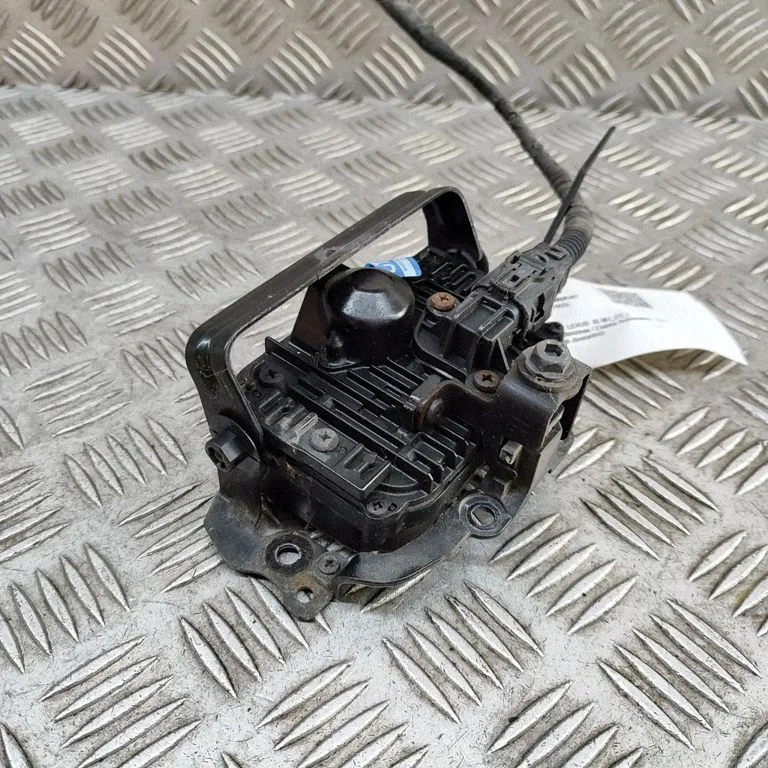 Distronic sensor radar – Lexus IS III XE30 (2013-2020)
