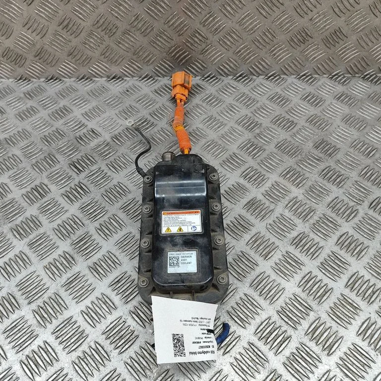 Hibrido/ elektromobilio akumuliatorius aušintuvas (ventiliatorius)