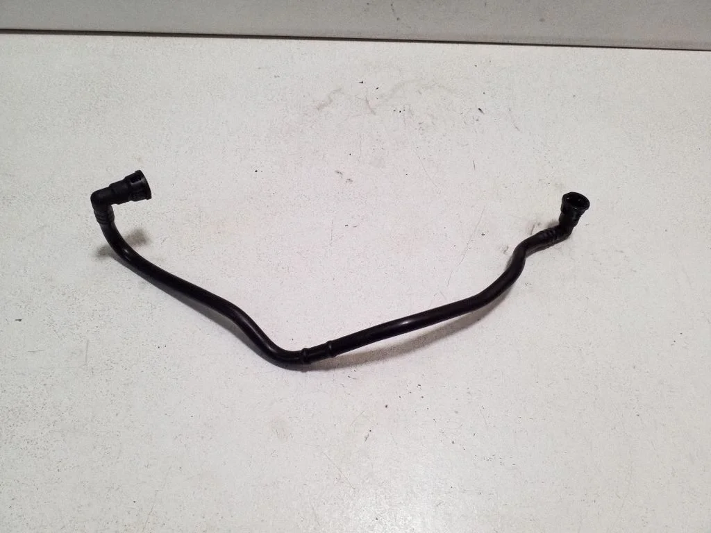 Fuel line/pipe/hose 11302064F
