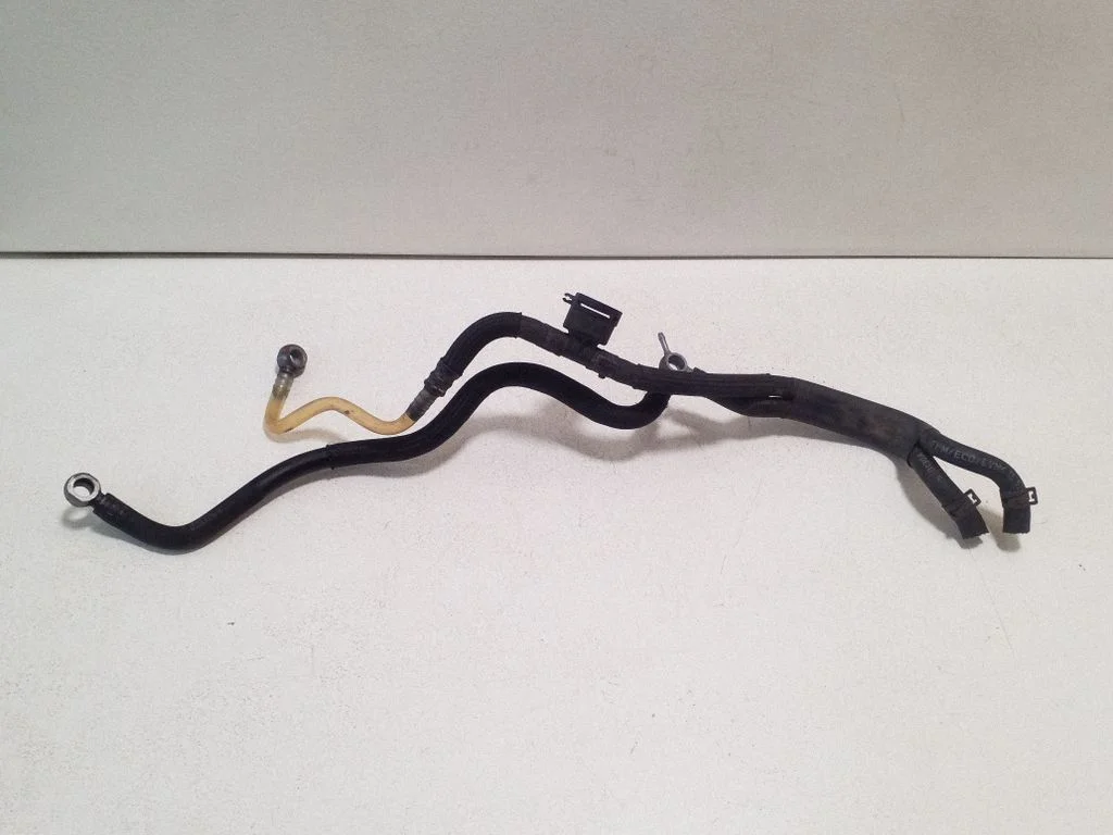 Fuel line/pipe/hose – Volkswagen Touareg I (2002-2010)