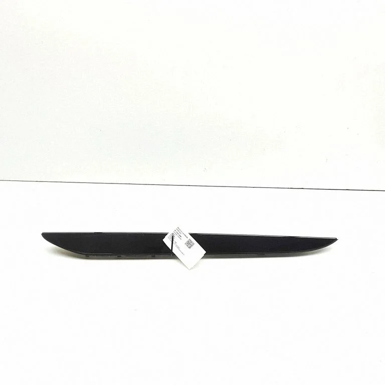 Moldings uz aizmugurējā spārna – BMW X6 G06 (2019-)
