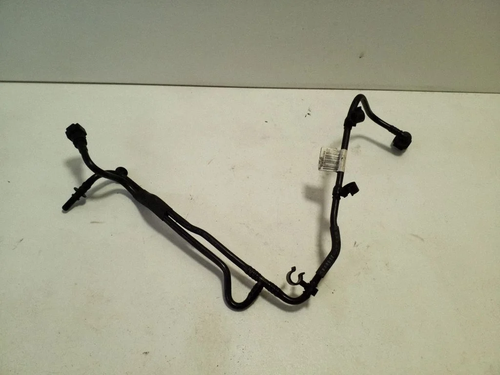 Fuel line/pipe/hose – Jaguar XE (2015-)