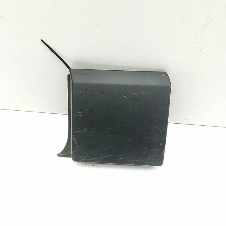 Rear fender molding trim – Renault Trafic III (X82) (2014-)