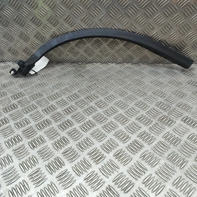 Rear fender molding trim – Lexus NX (2021-)