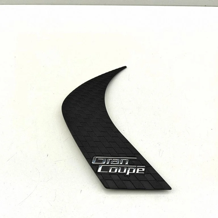 Rear fender molding trim 7299692