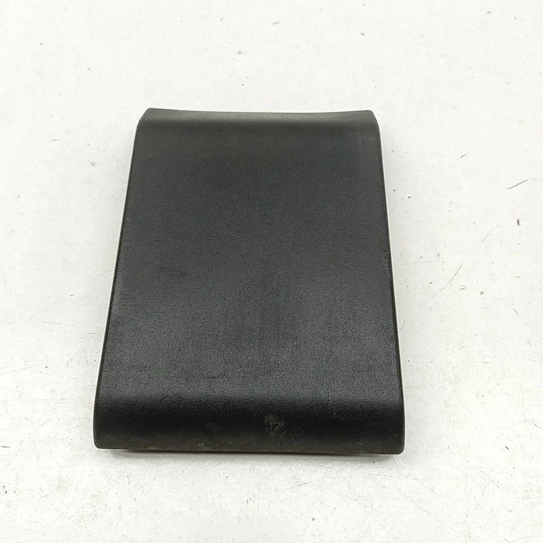 Rear fender molding trim 768190129R