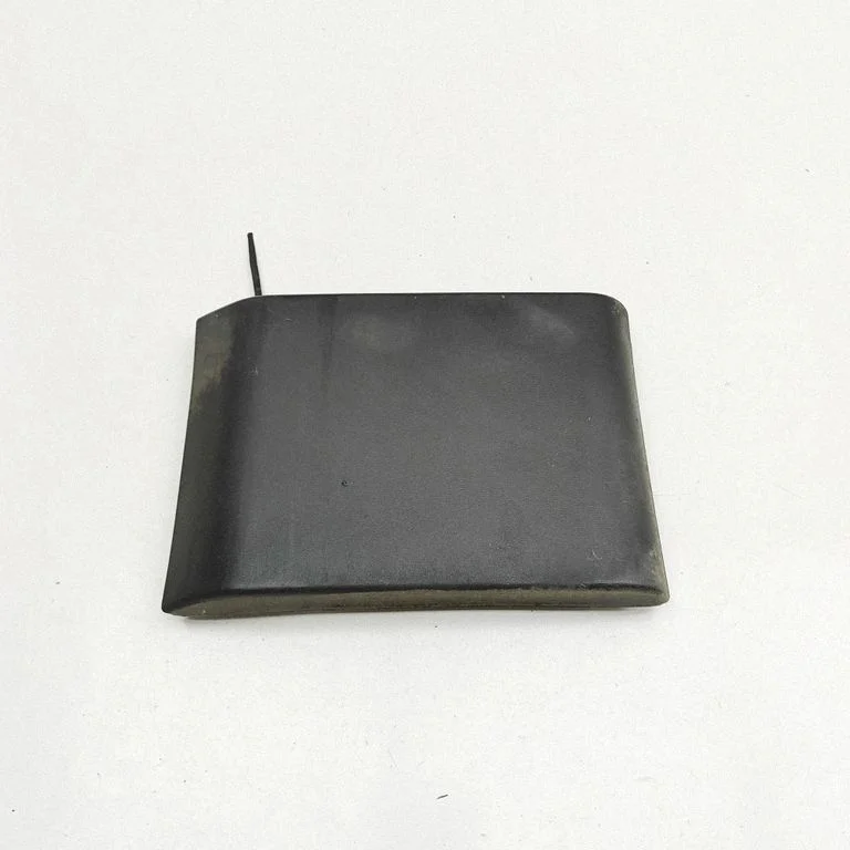 Moldings uz aizmugurējā spārna 768190129R