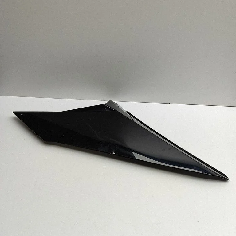 Listwa błotnika tylnego 62506F4050