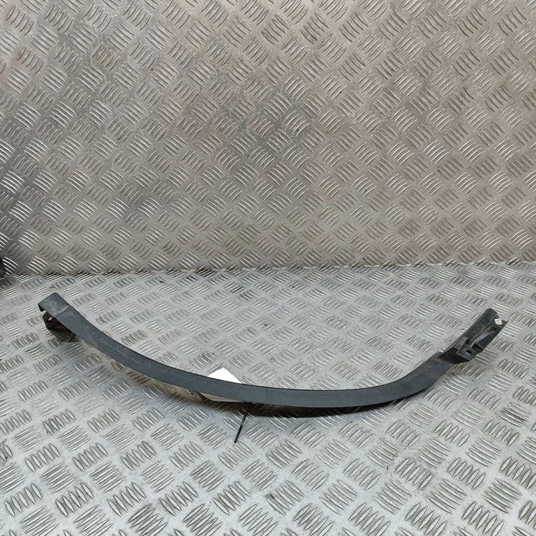 Moldings uz aizmugurējā spārna – Lexus RX 450H (2016-)
