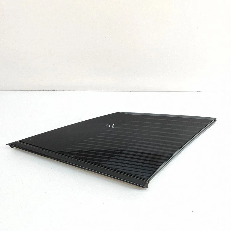 Moldings uz aizmugurējā spārna 9839243980