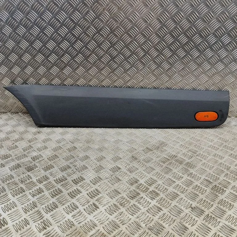 Moldings uz aizmugurējā spārna A9066903400