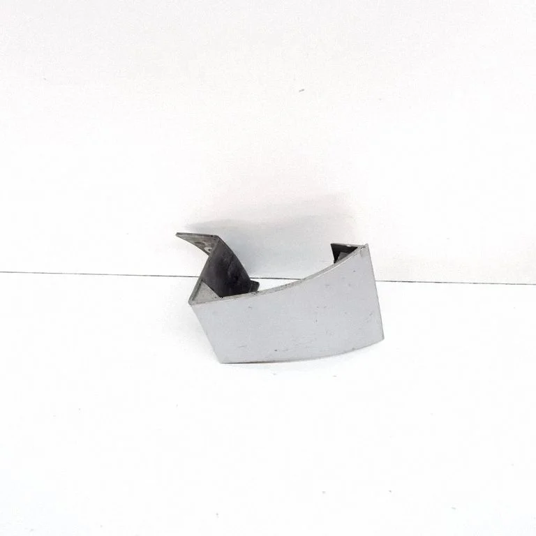 Moldings uz aizmugurējā spārna 7968021000