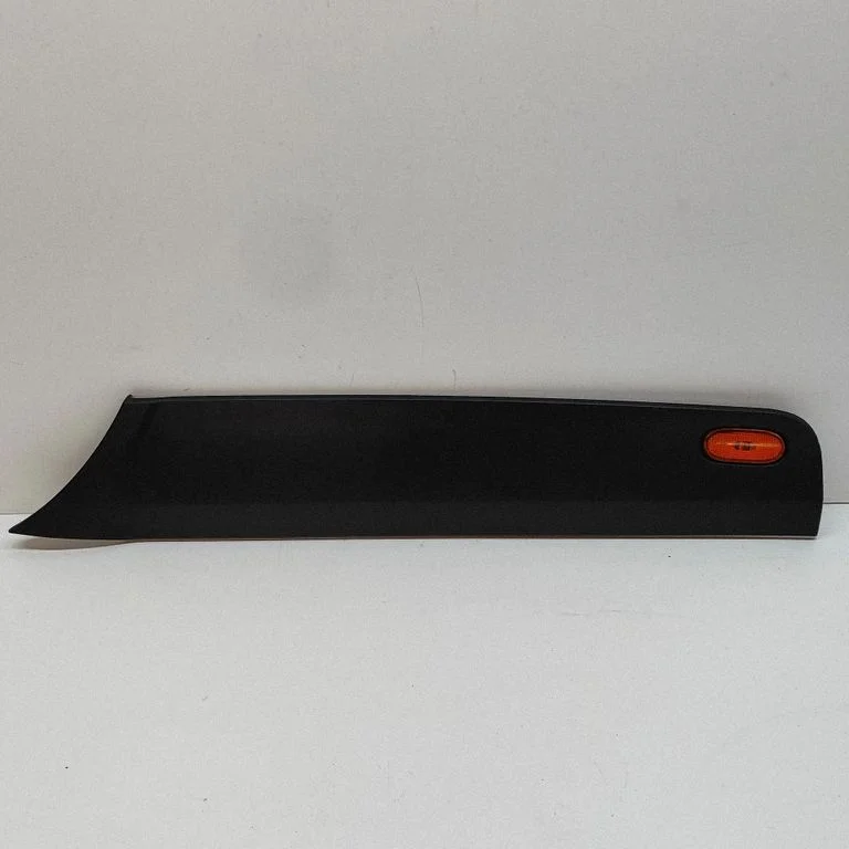 Moldings uz aizmugurējā spārna A9066902062