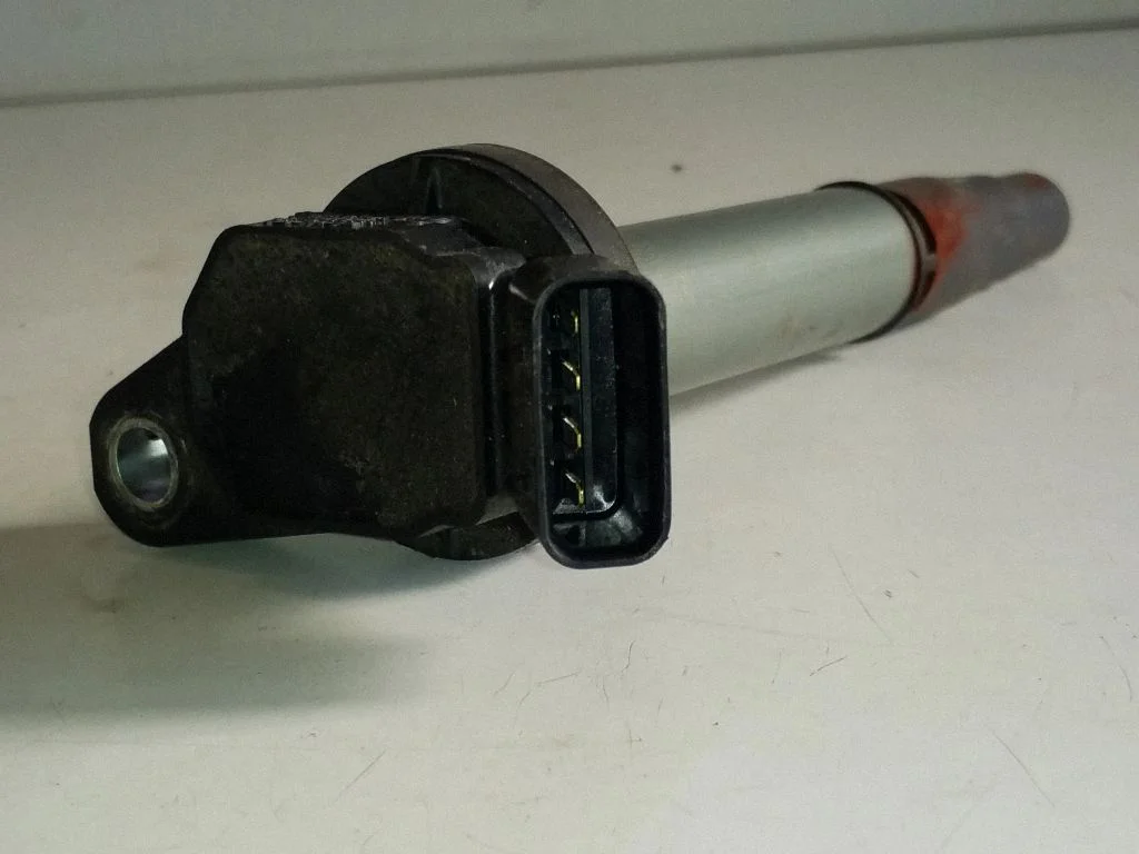 High voltage ignition coil 10R035444