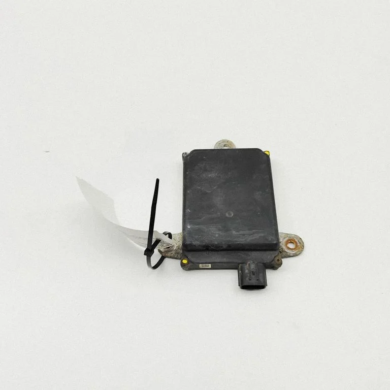 Blind spot module – Lexus GS 250 350 300H 450H (2013-)