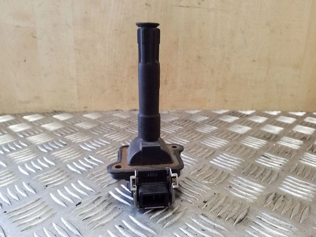 High voltage ignition coil 058905105