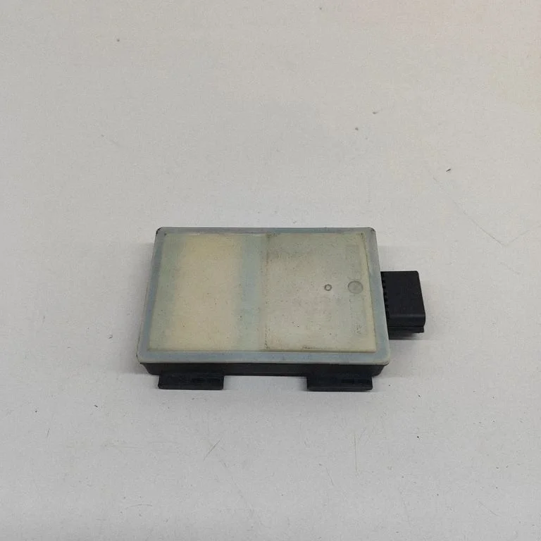 Aklās zonas modulis M8E214F152AJ