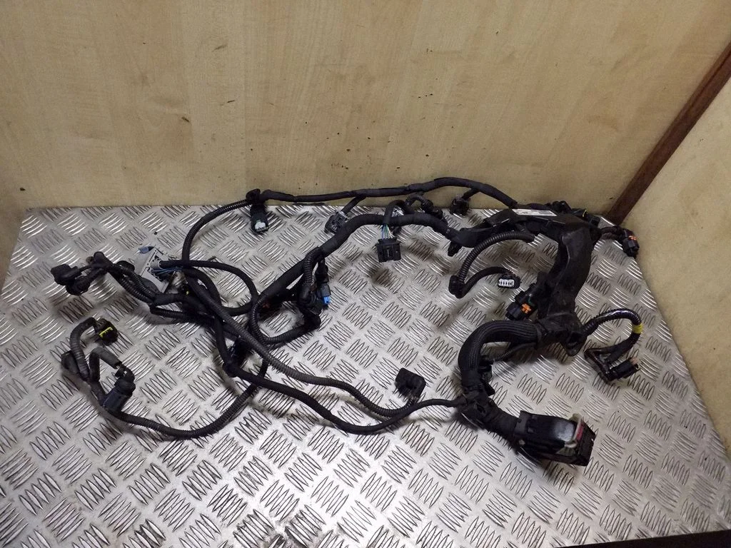 Mootori juhtmestik 9806852980