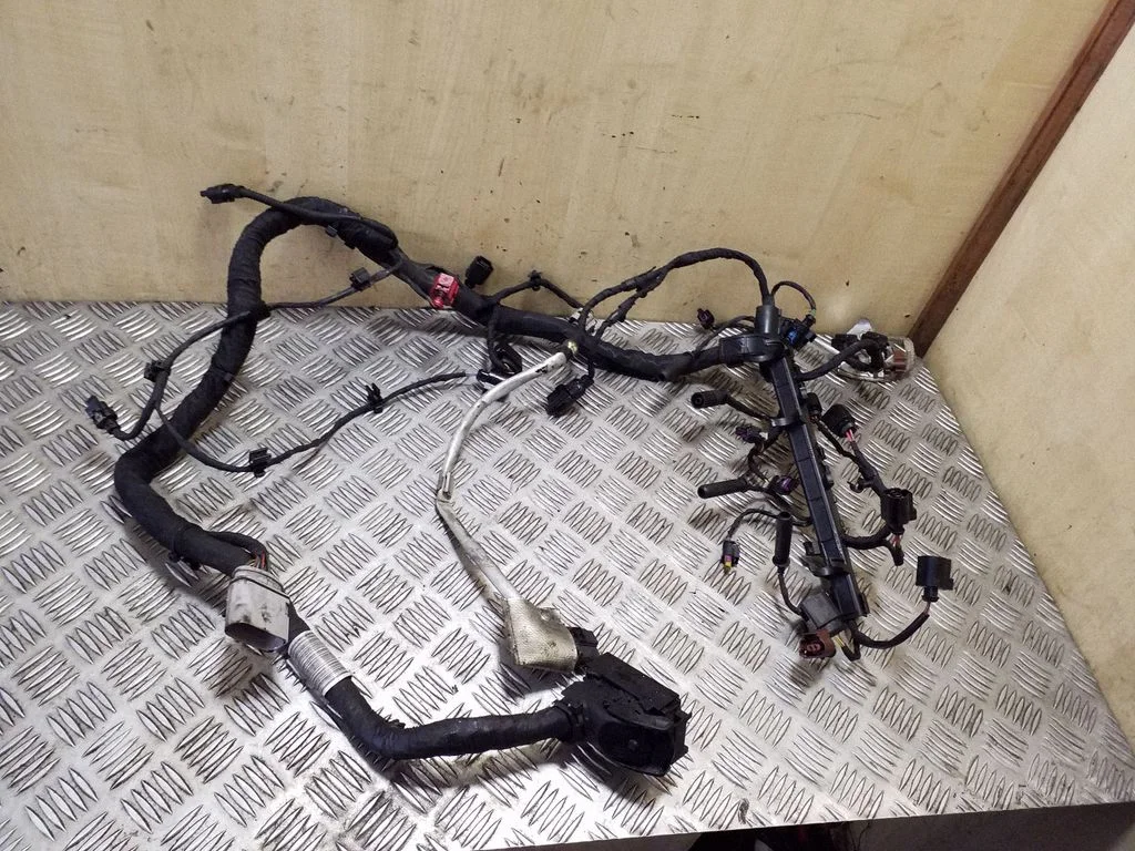 Mootori juhtmestik 04L972627DE