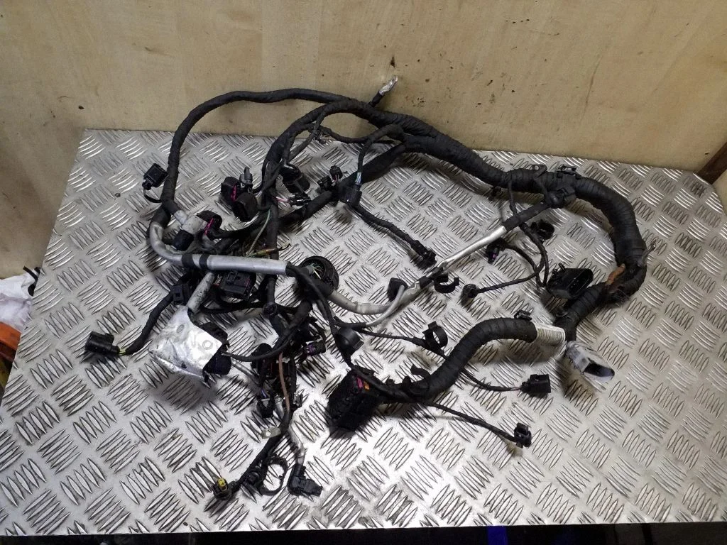 Mootori juhtmestik 04E972627GS