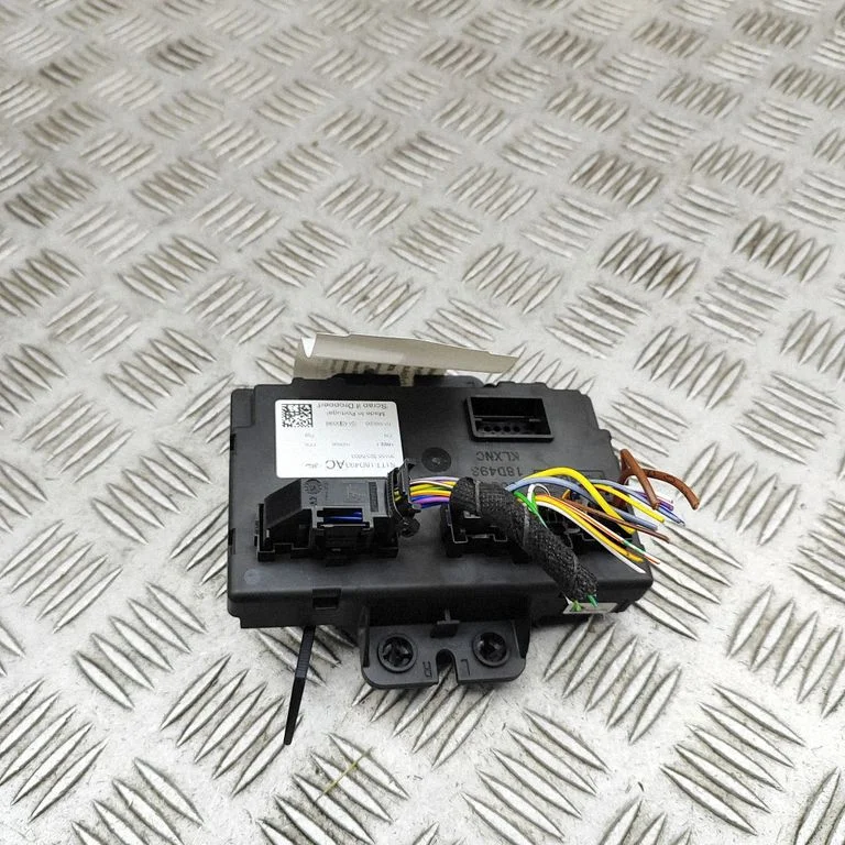 Seat control module S1TT18D493AC