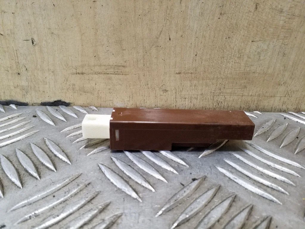 Interior comfort aerial antenna B12132