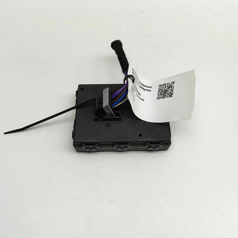 Bezatslēgas sistēmas KESSY (keyless) vadības bloks/modulis 5ZA011460