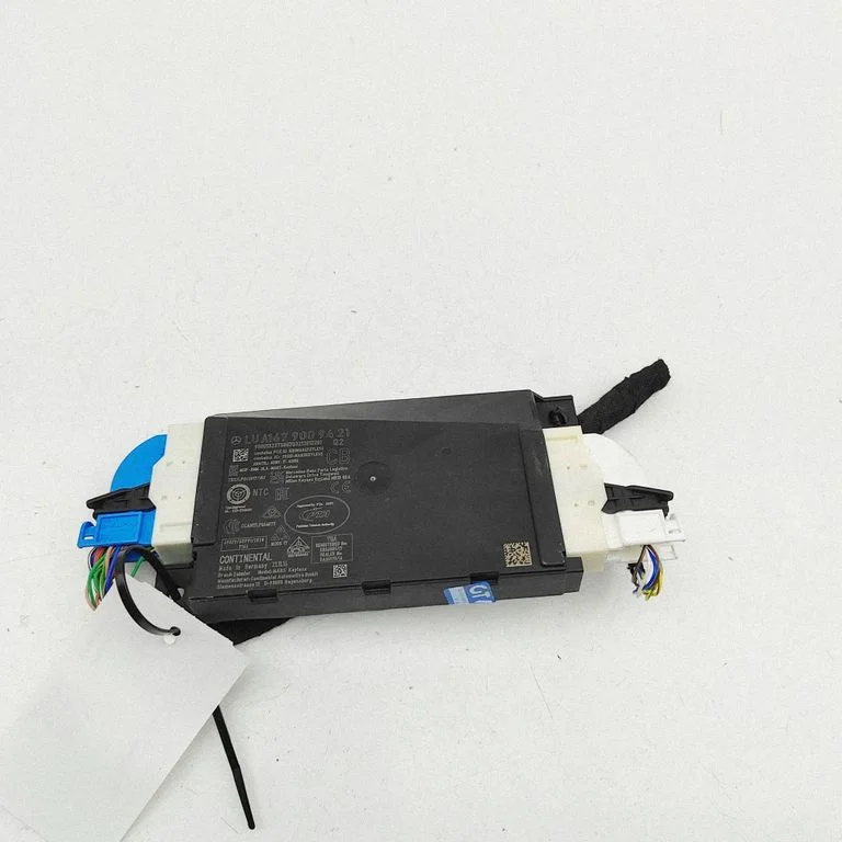 Bezatslēgas sistēmas KESSY (keyless) vadības bloks/modulis A1679009421