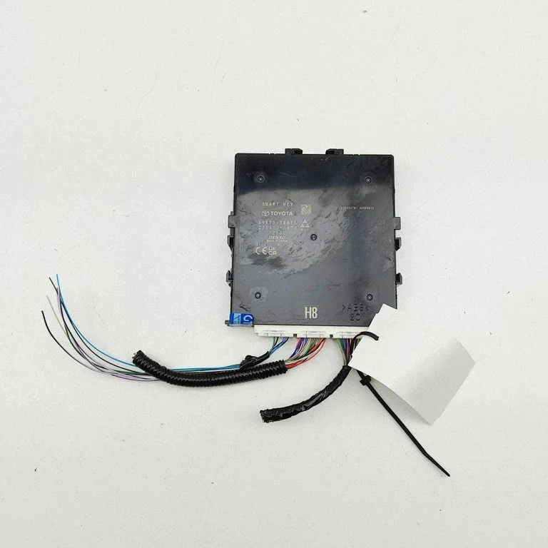 Võtmeta süsteemi KESSY (keyless) juhtplokk/moodul 2364005470 – Lexus NX (2021-)