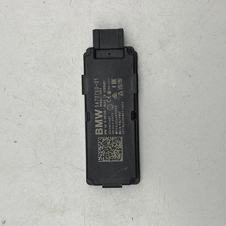 Bezatslēgas sistēmas KESSY (keyless) vadības bloks/modulis 5A707E001