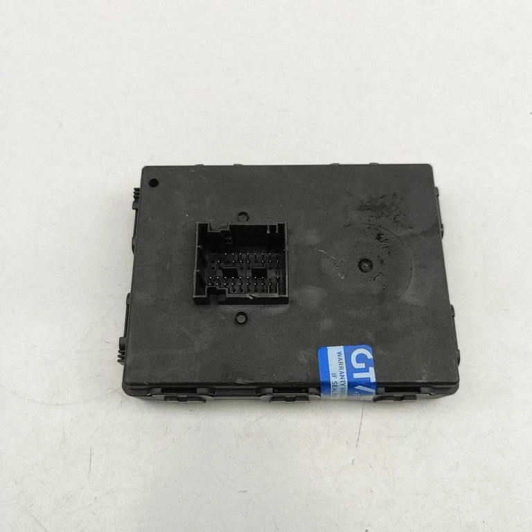 Bezatslēgas sistēmas KESSY (keyless) vadības bloks/modulis 5ZA011460