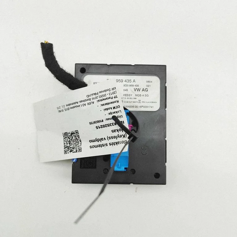 Võtmeta süsteemi KESSY (keyless) juhtplokk/moodul 5Q0959435