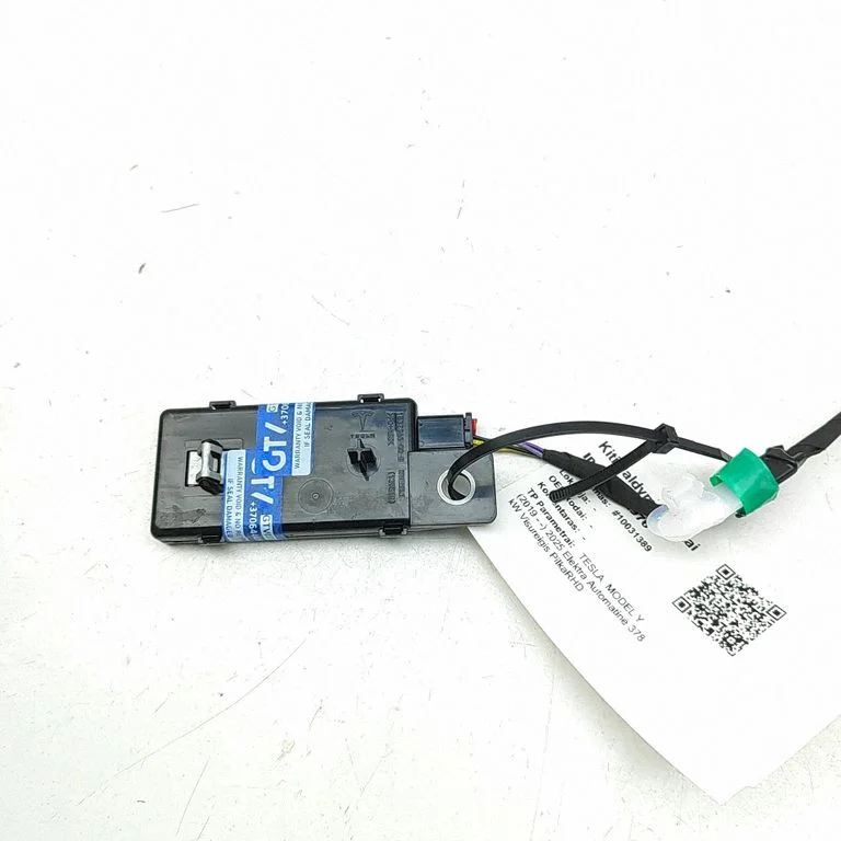 Bezatslēgas sistēmas KESSY (keyless) vadības bloks/modulis 178058000E