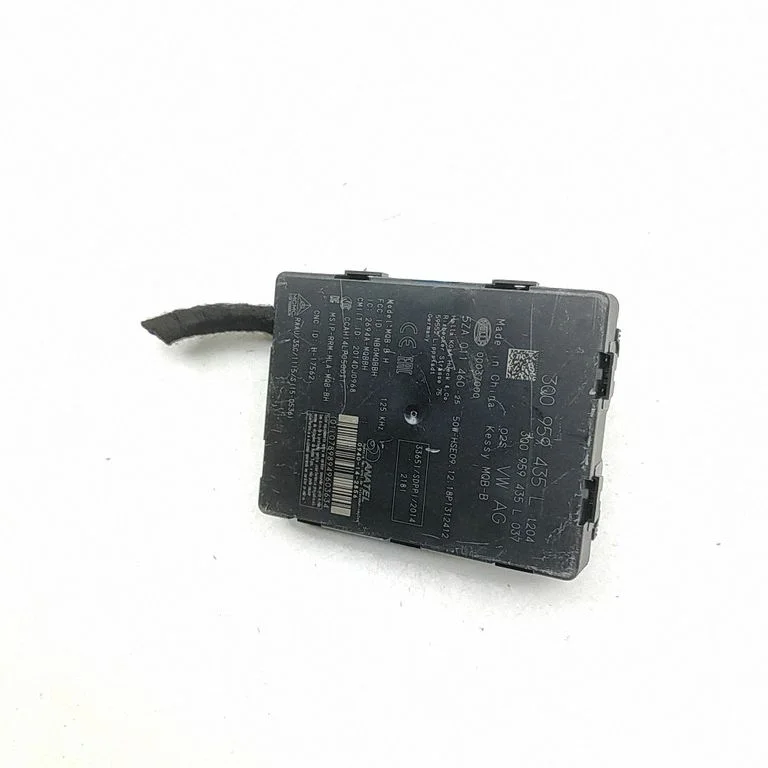 Bezatslēgas sistēmas KESSY (keyless) vadības bloks/modulis 5ZA011460