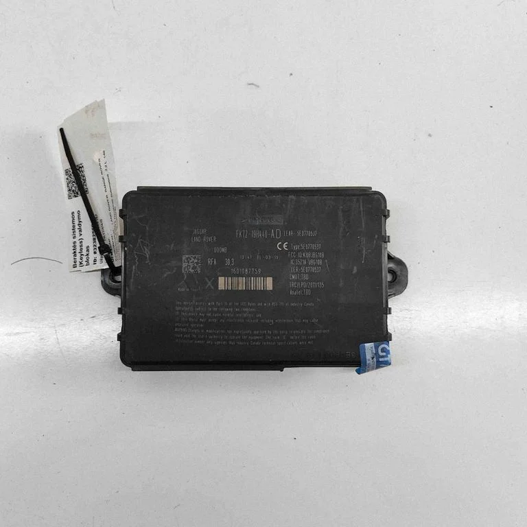 Bezatslēgas sistēmas KESSY (keyless) vadības bloks/modulis 5E0770537