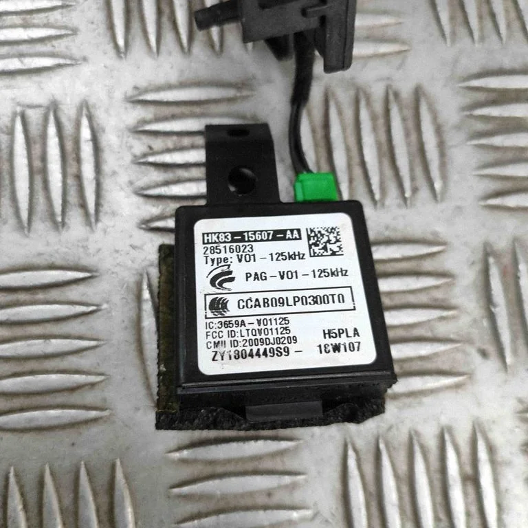 Võtmeta süsteemi KESSY (keyless) juhtplokk/moodul HK8315607AA