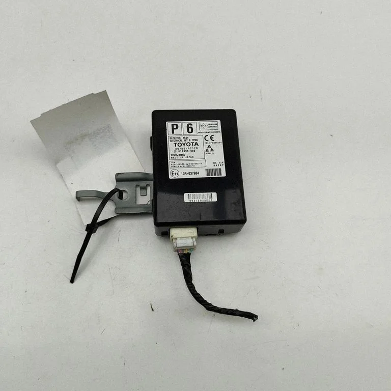 Bezatslēgas sistēmas KESSY (keyless) vadības bloks/modulis 61B995000