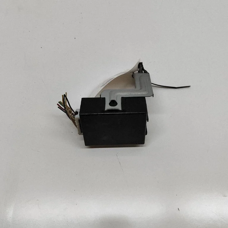 Bezatslēgas sistēmas KESSY (keyless) vadības bloks/modulis 88035FC010