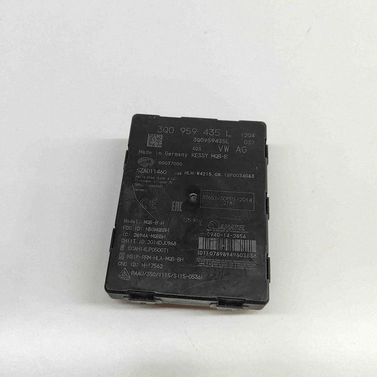 Bezatslēgas sistēmas KESSY (keyless) vadības bloks/modulis 5ZA011460
