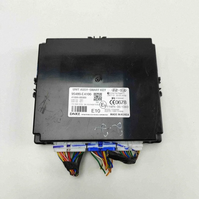 Bezatslēgas sistēmas KESSY (keyless) vadības bloks/modulis 4100000300