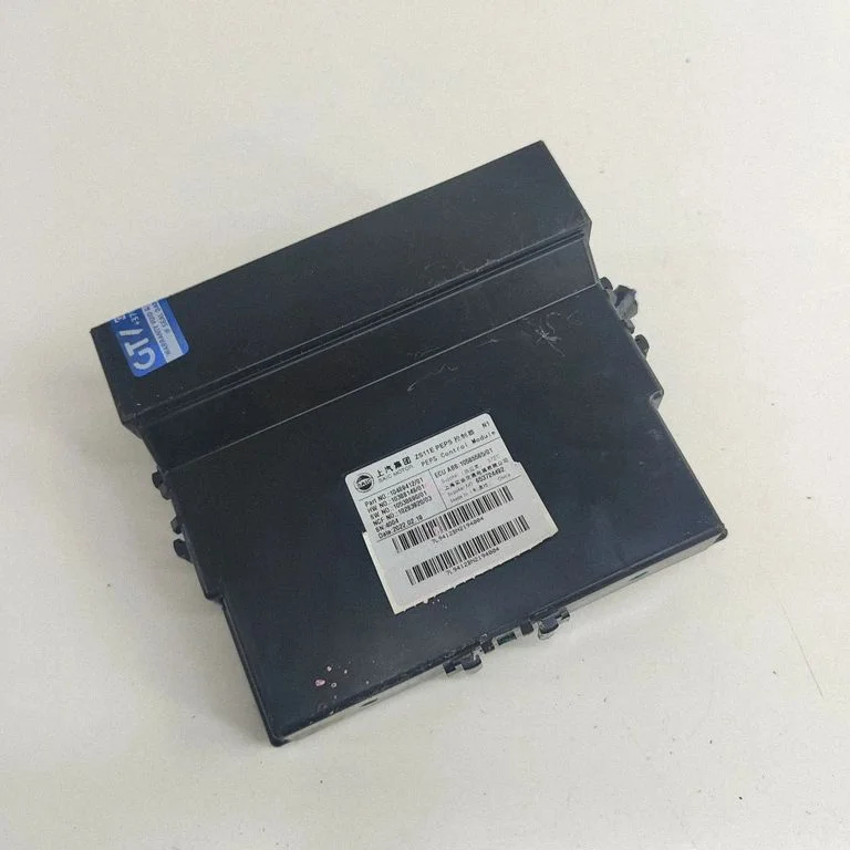 Võtmeta süsteemi KESSY (keyless) juhtplokk/moodul 10388149 – MG ZS (2017-)
