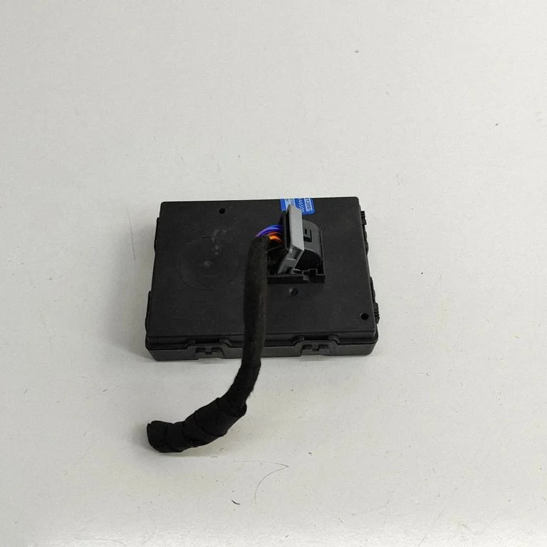 Bezatslēgas sistēmas KESSY (keyless) vadības bloks/modulis 3Q0959435F