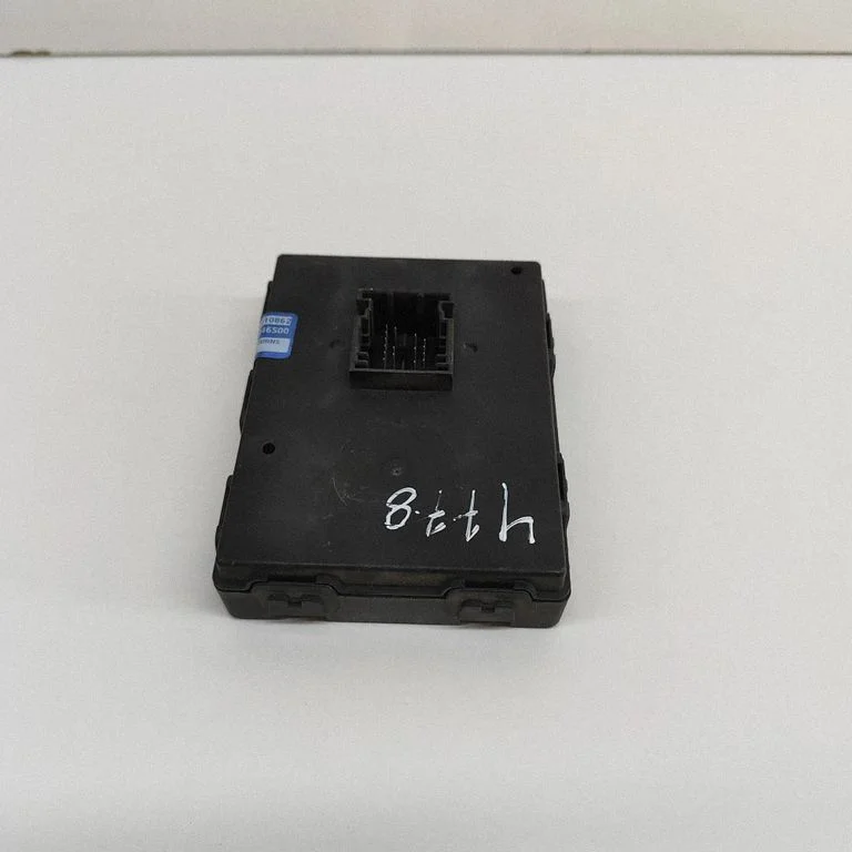 Bezatslēgas sistēmas KESSY (keyless) vadības bloks/modulis 5ZA01146001