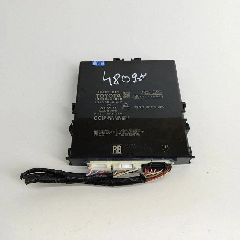 Võtmeta süsteemi KESSY (keyless) juhtplokk/moodul 2325008362