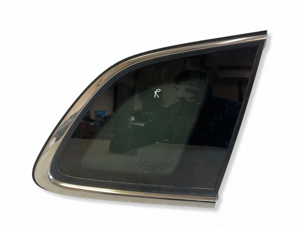 Rear side window – Jeep Grand Cherokee (2010-2021)