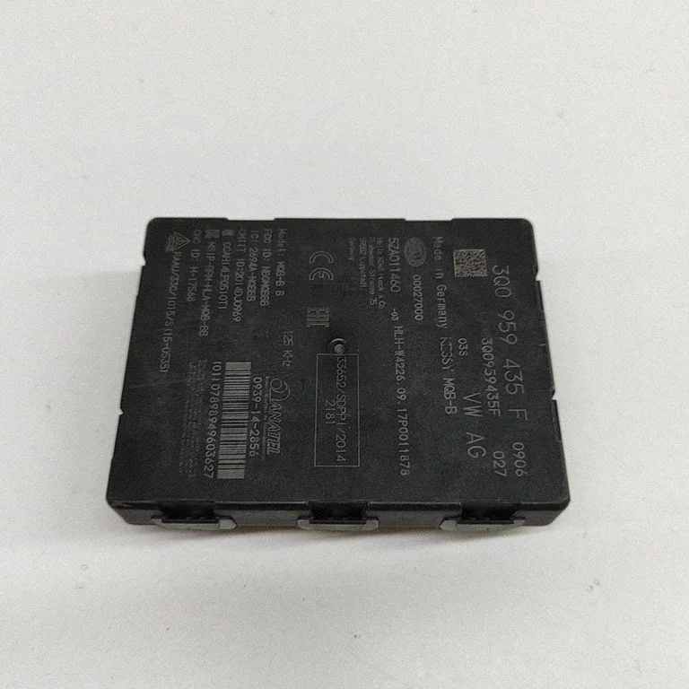 Bezatslēgas sistēmas KESSY (keyless) vadības bloks/modulis 5ZA011460