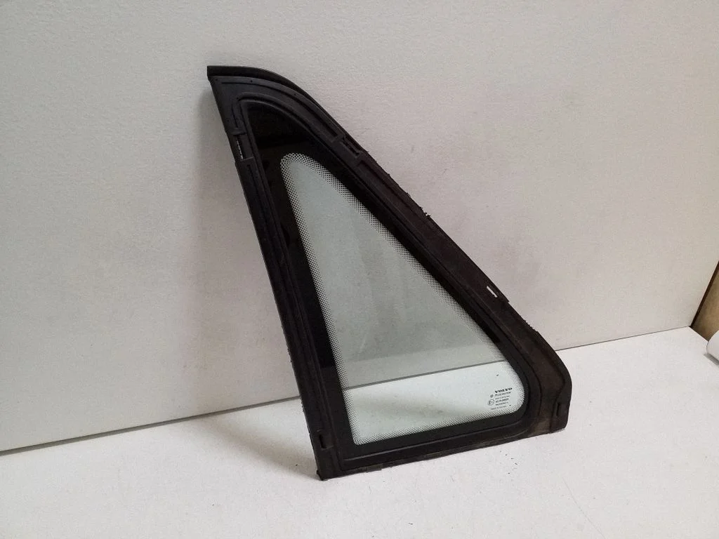 Rear side window – Volvo S70 V70 V70 XC (1997-2000)