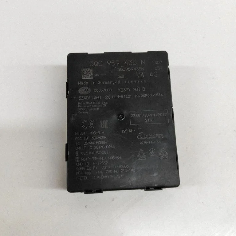 Bezatslēgas sistēmas KESSY (keyless) vadības bloks/modulis 5ZA011460
