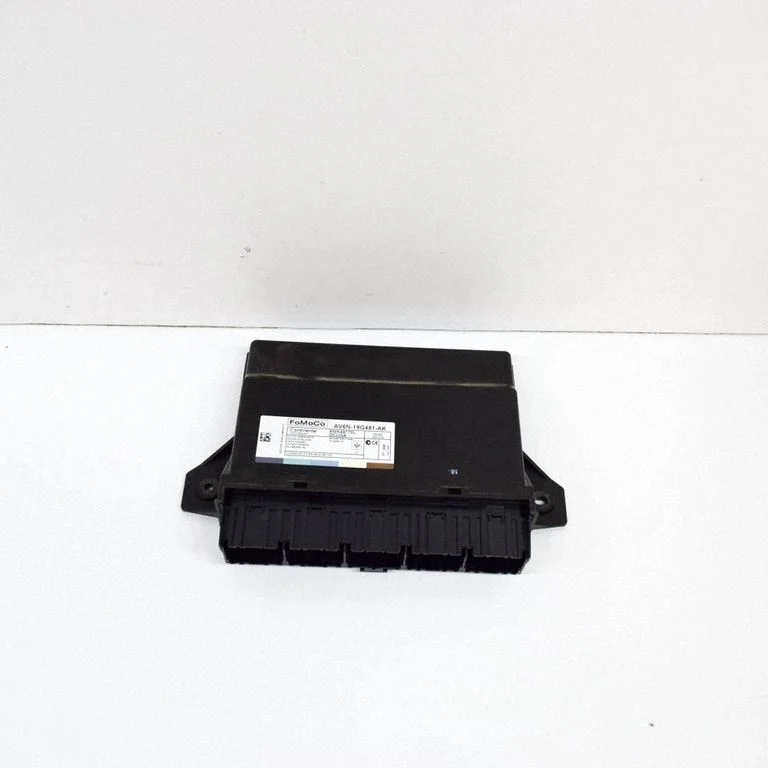 Bezatslēgas sistēmas KESSY (keyless) vadības bloks/modulis 5WK49778L