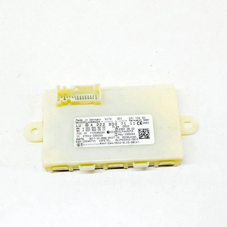 Bezatslēgas sistēmas KESSY (keyless) vadības bloks/modulis RLVMA33100815